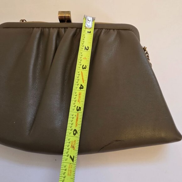 Vintage Andi Olive Green Faux Leather Clutch Purse Gold Chain Strap - Picture 4 of 5